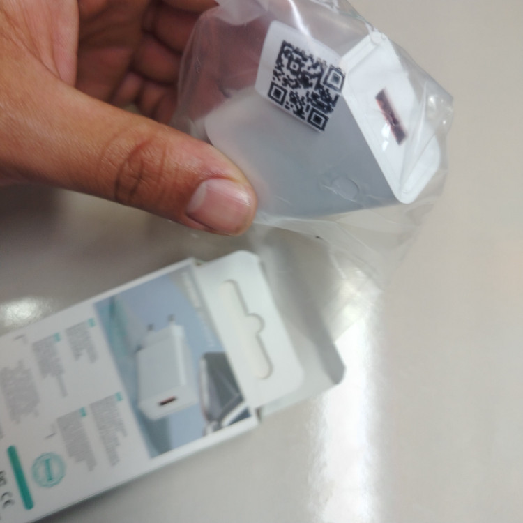 کلگی شارژر تک پورت VDENMENV مدل DC41 | آداپتور شارژ 1 آمپر ودنمن