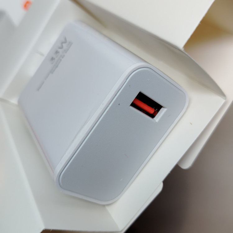 شارژر اصلی شیائومی ۳۳ وات (Xiaomi Turbo Charger) - فست شارژ QC 3.0